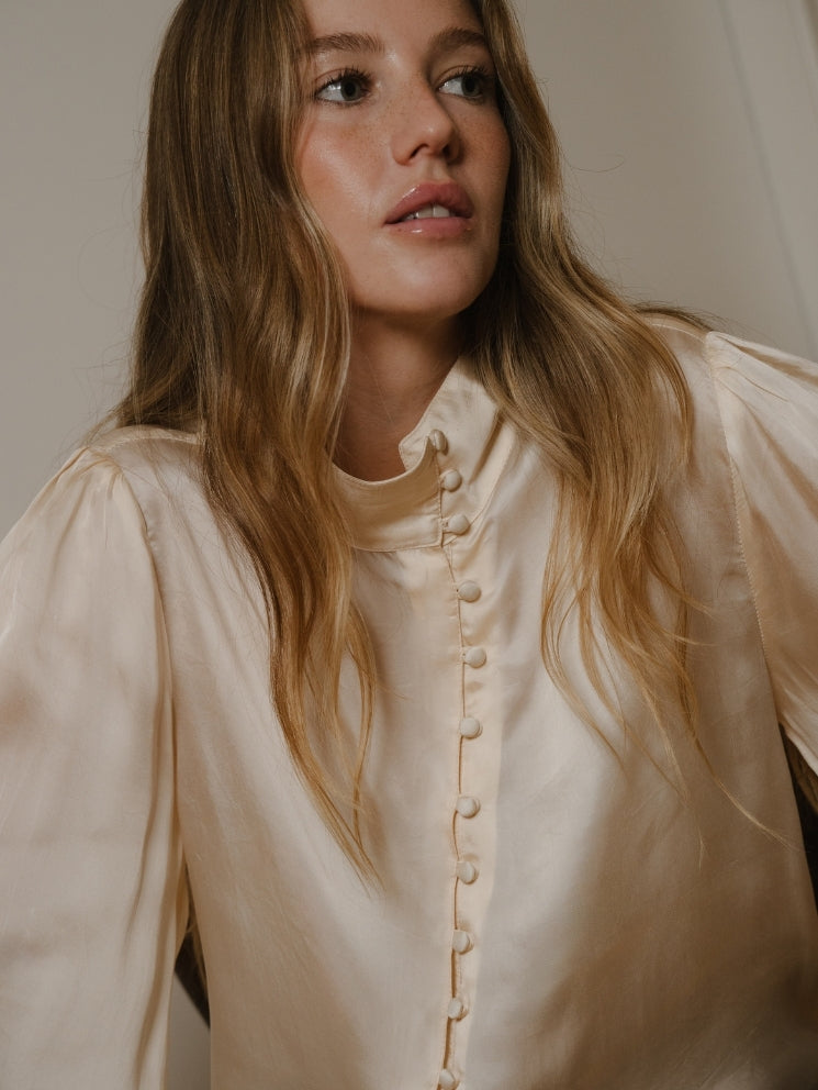 Blusa Moss Champagne