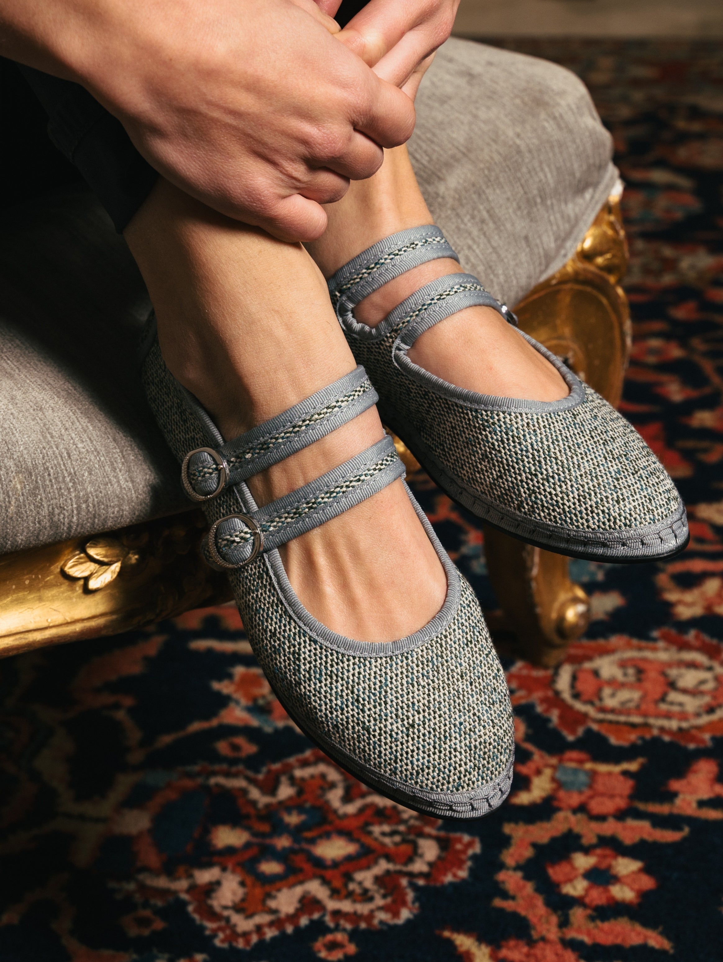 Double Lace Amalfi Grey