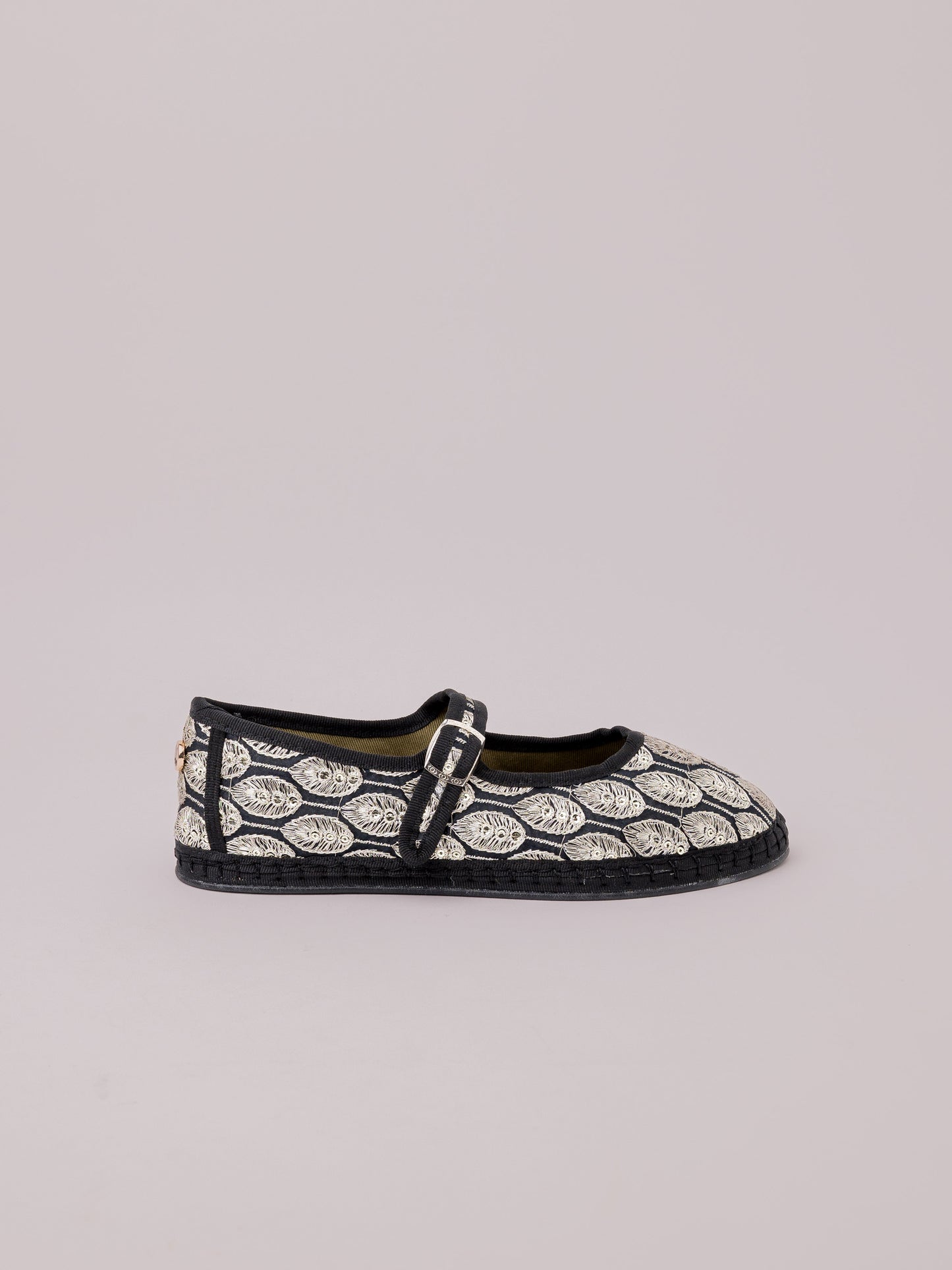 Svetis Mary Jane Pluma Black