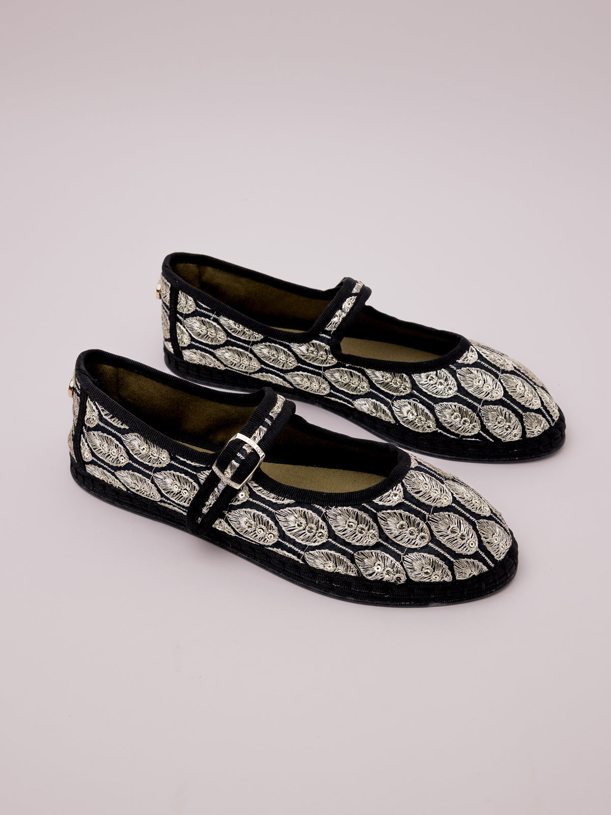 Svetis Mary Jane Pluma Black