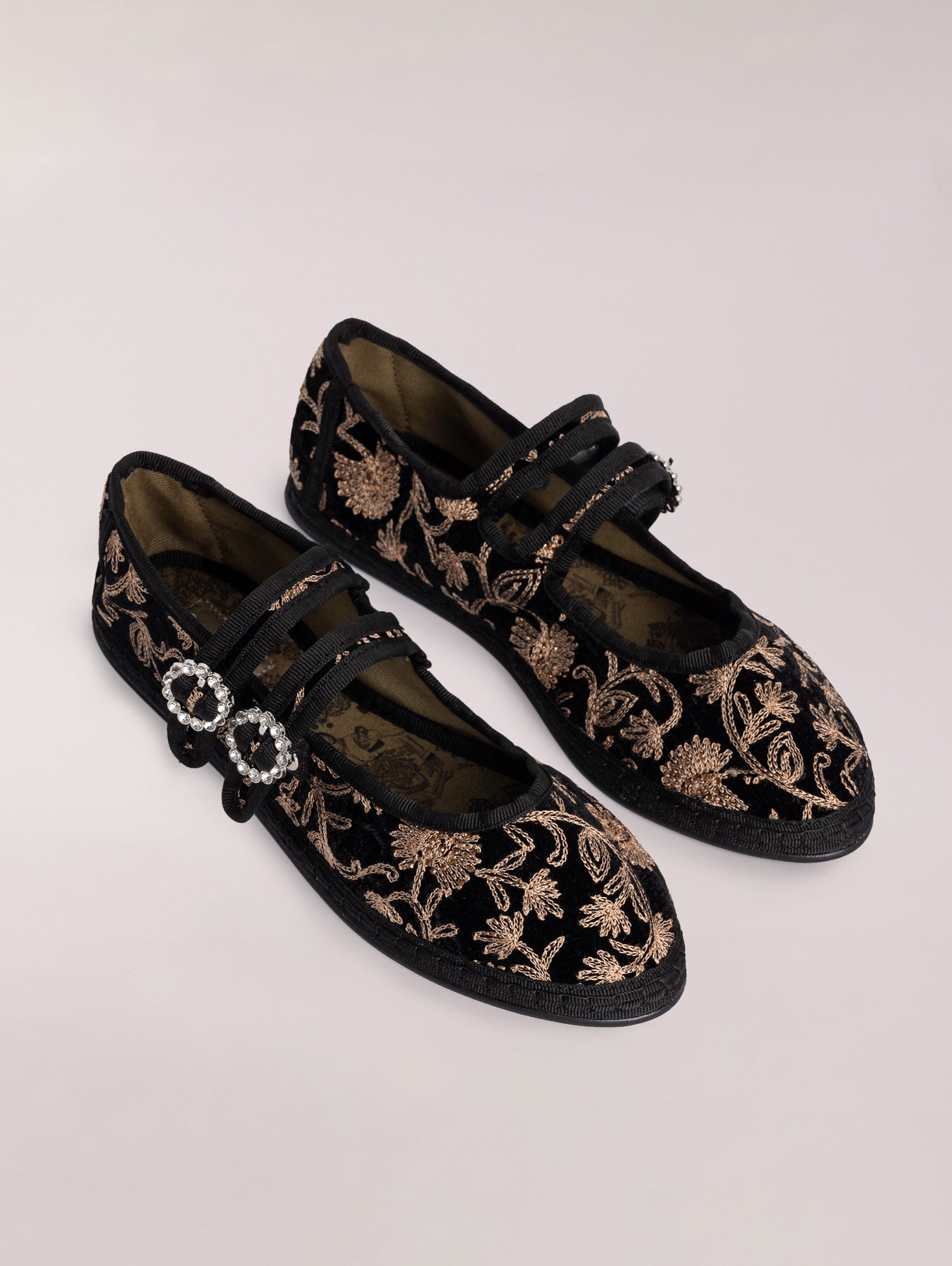 bailarinas-con-doble-tira-estampado-negro