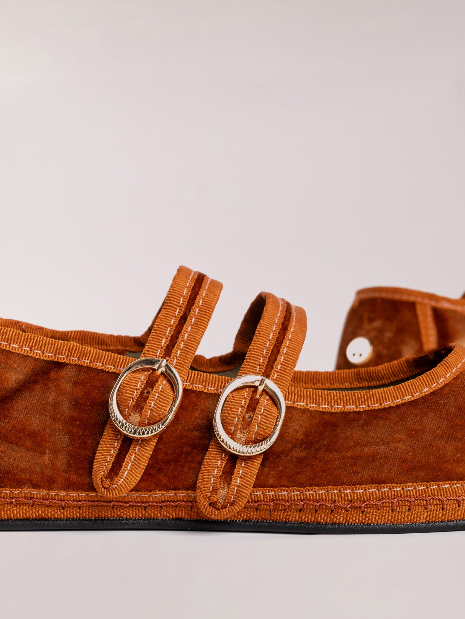 bailarinas-terciopelo-con-doble-tira-naranja