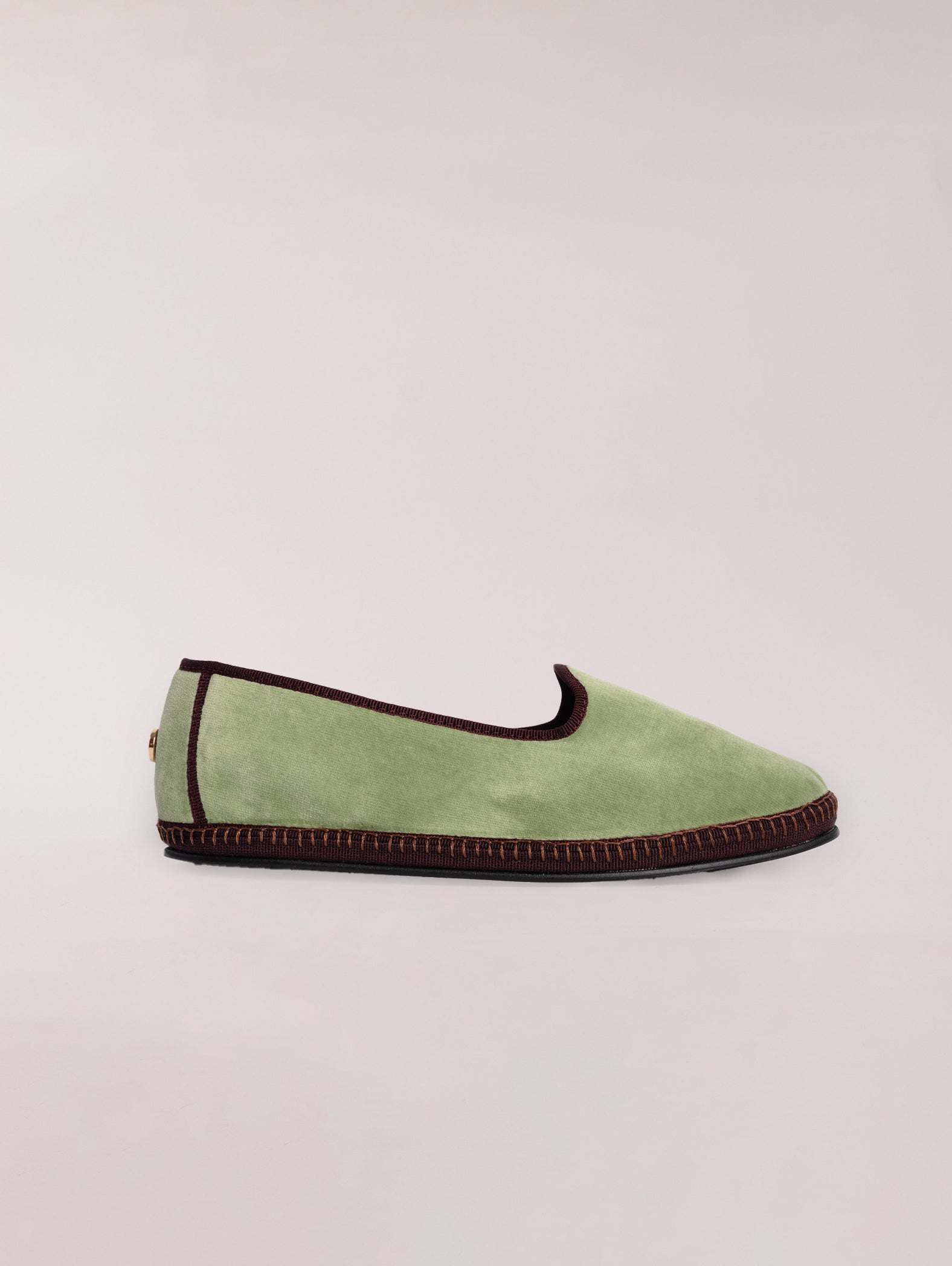 Venecianas-de-terciopelo-Svetis-Nikola-Apple