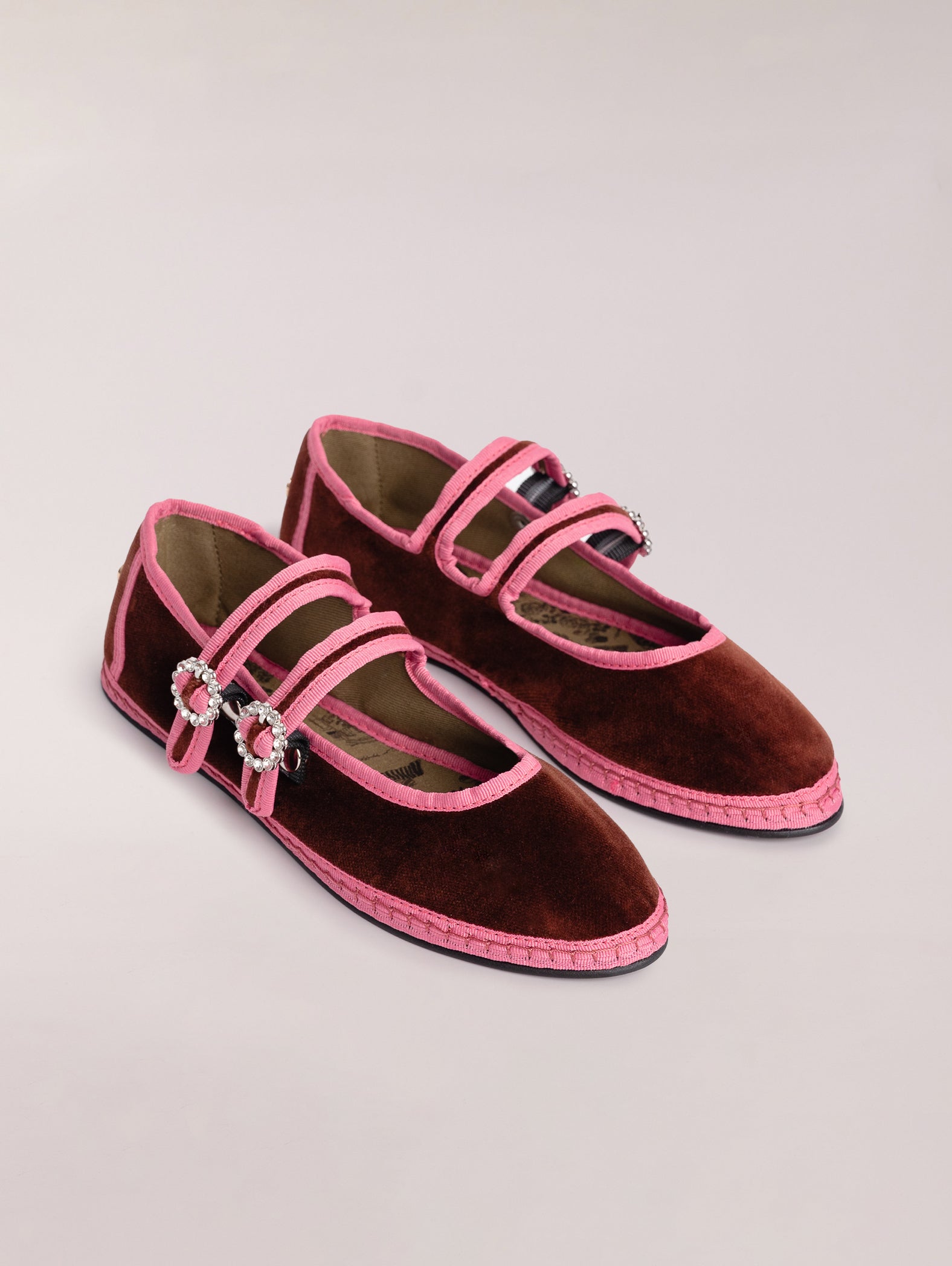 bailarinas-terciopelo-con-doble-tira-burdeos