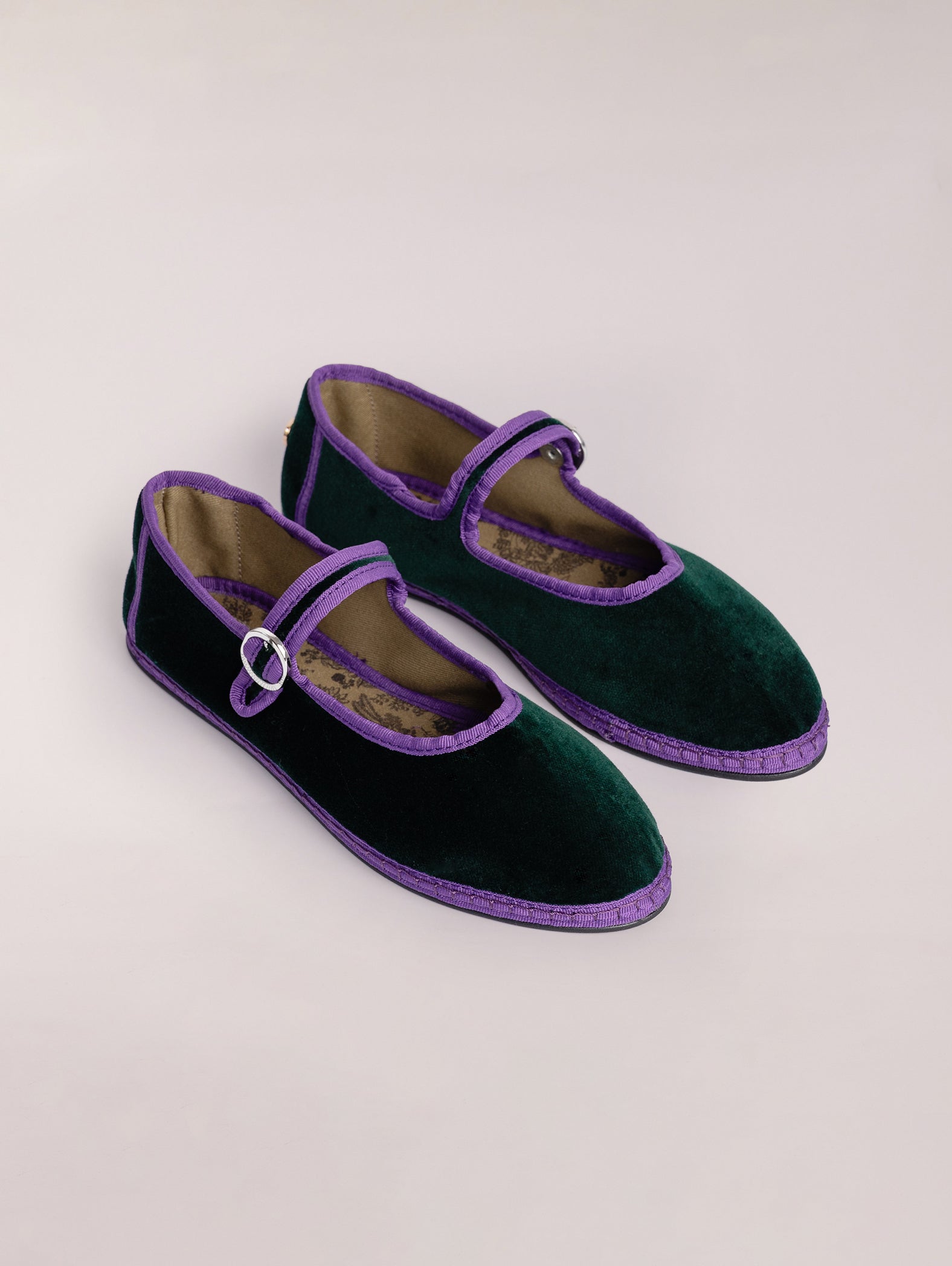 mary-jane-terciopelo-verde-esmeralda