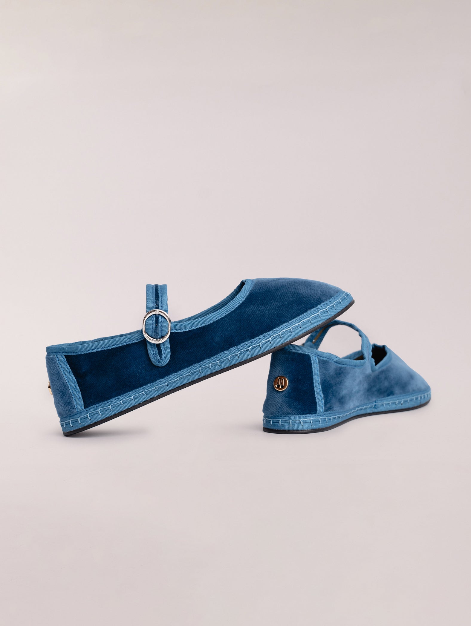 mary-jane-terciopelo-azul-eléctrico