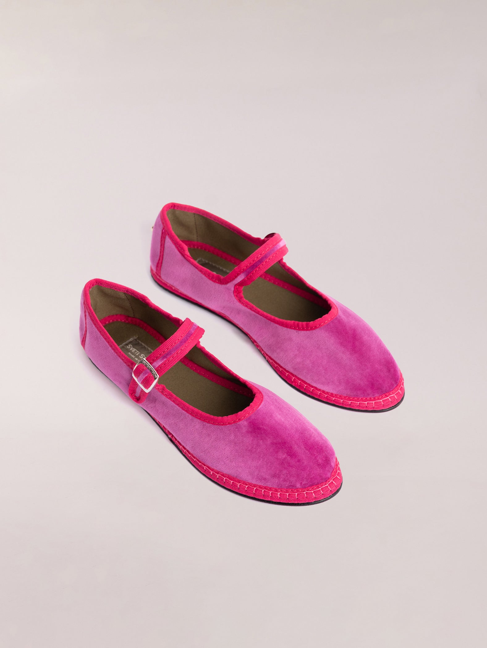 mary-jane-terciopelo-rosa-fucsia-3