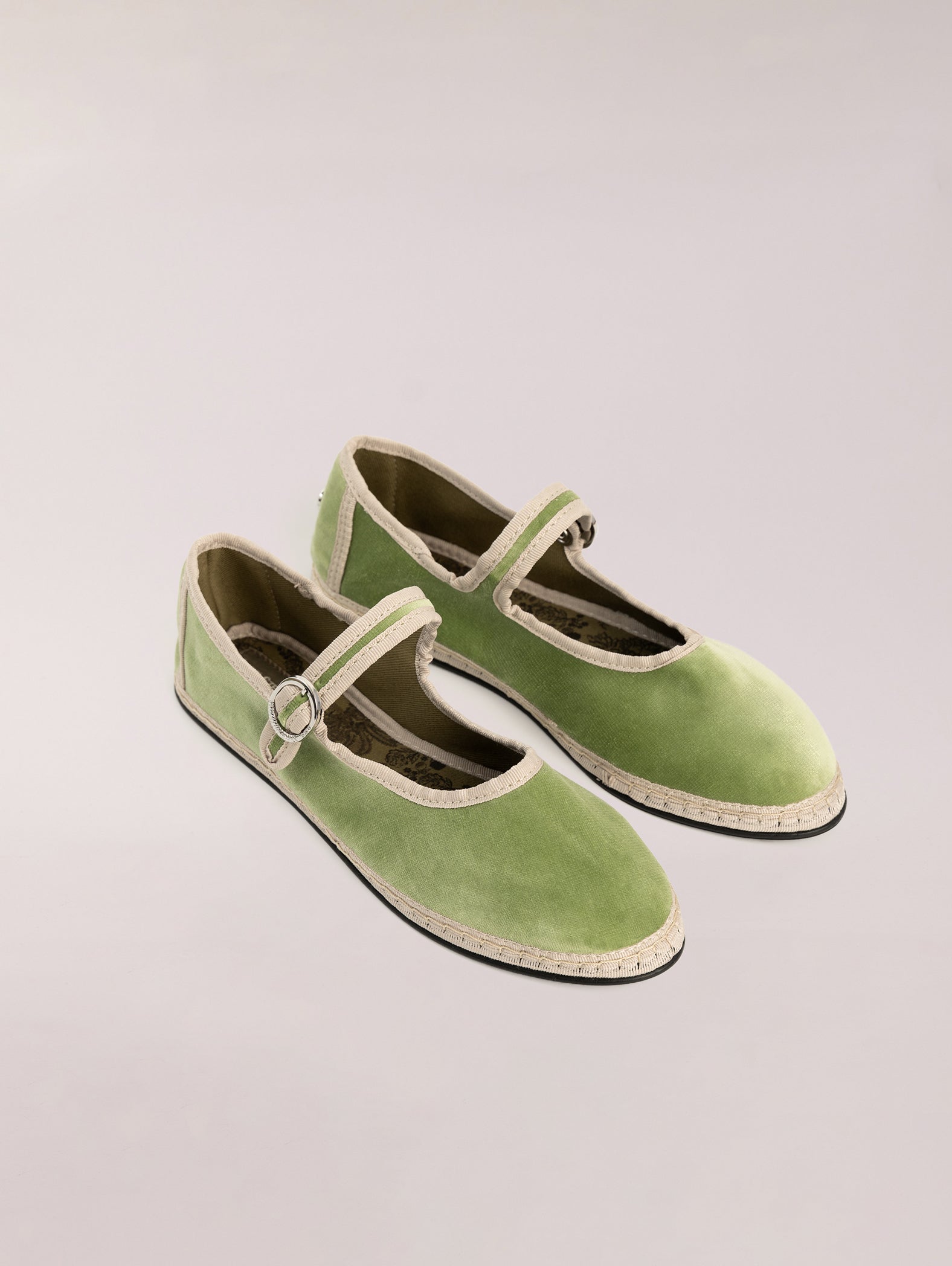 Svetis Mary Jane Elisa