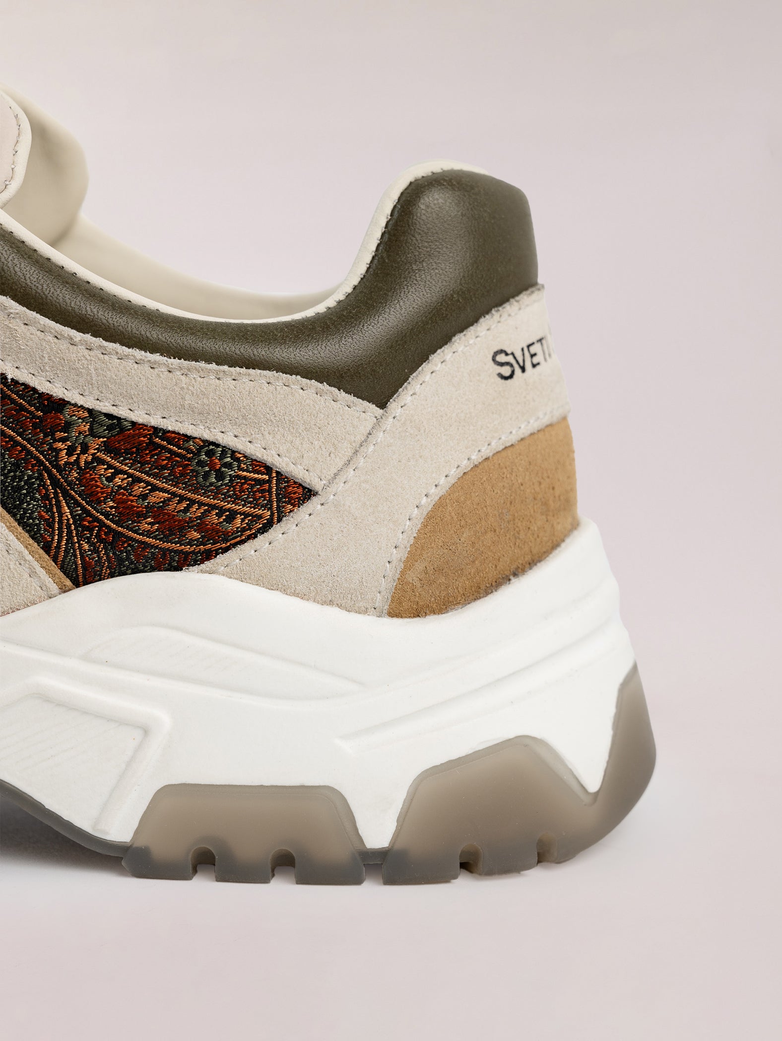 Zapatilas deportivas de vestir texturas verde