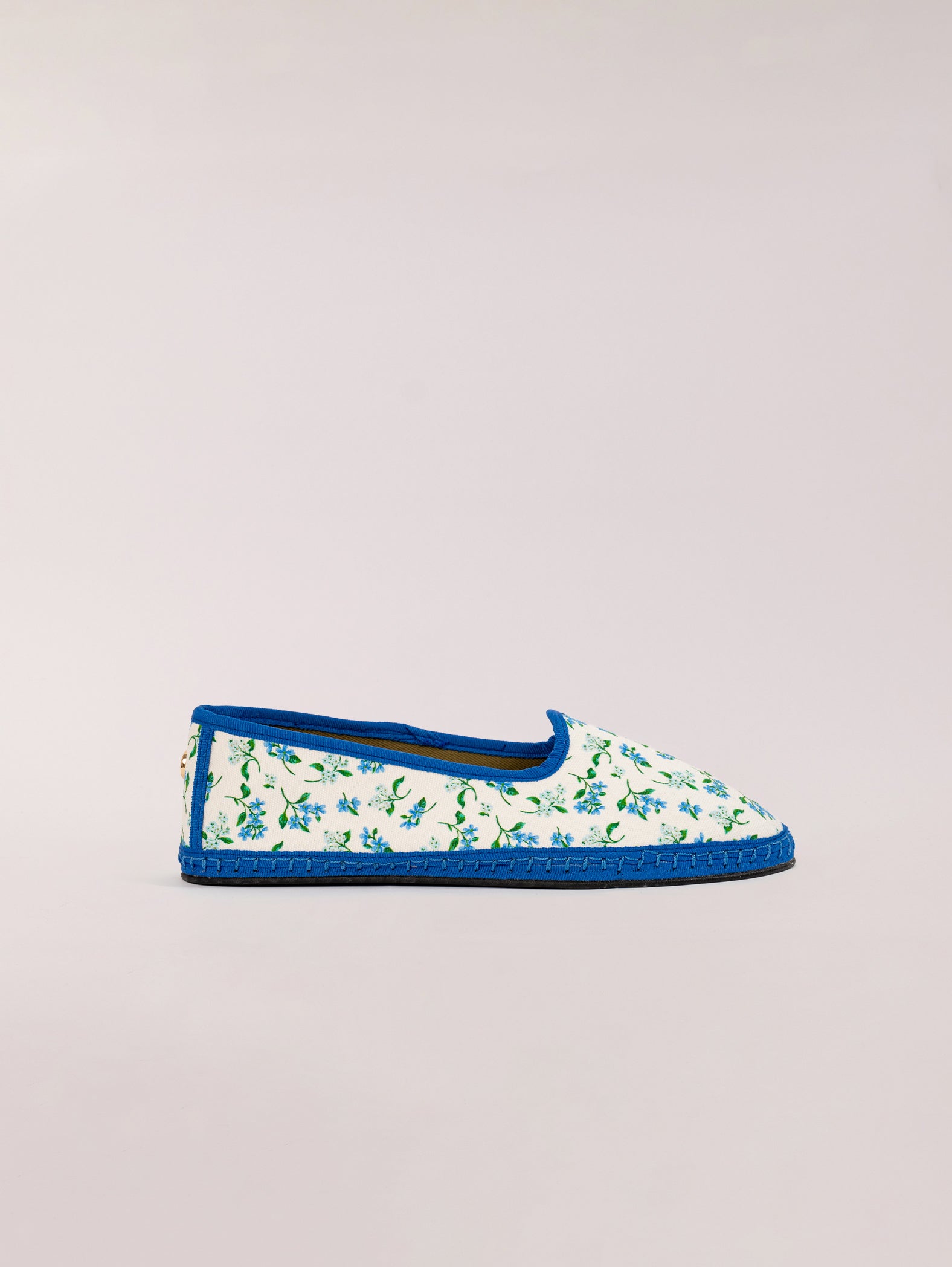 Nikola Dewberry Floral