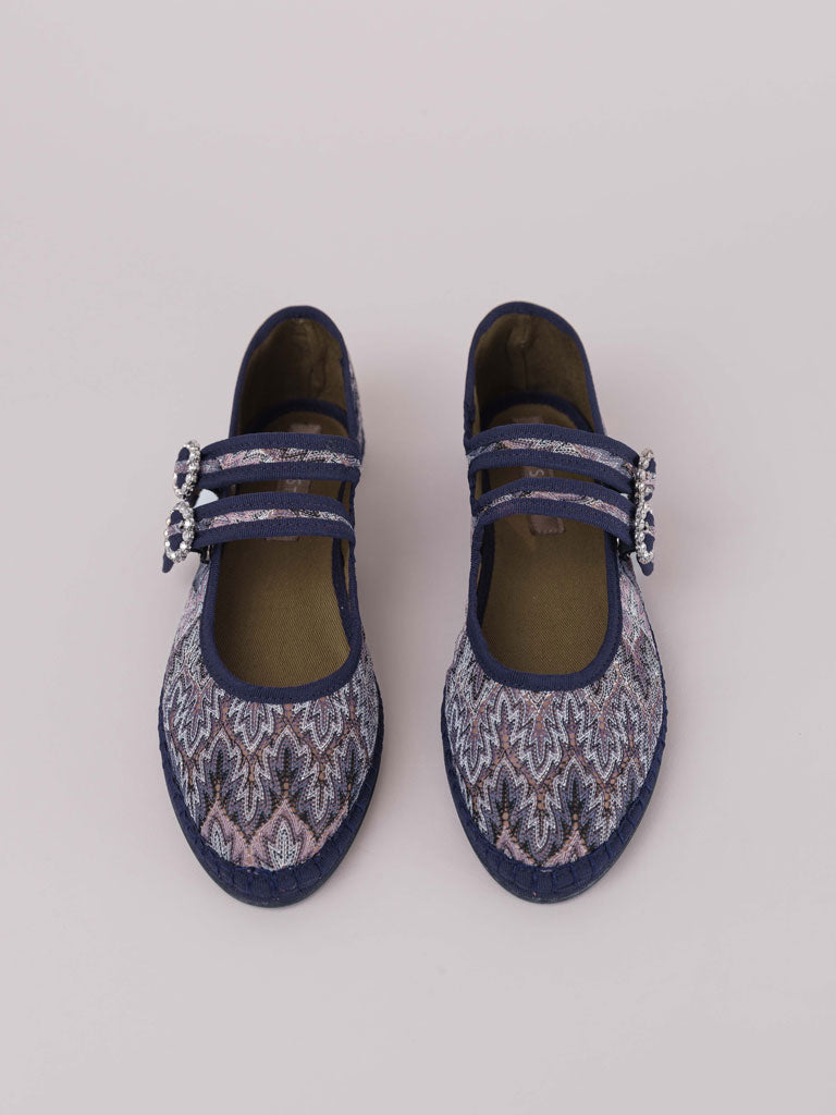 Double Lace Bora