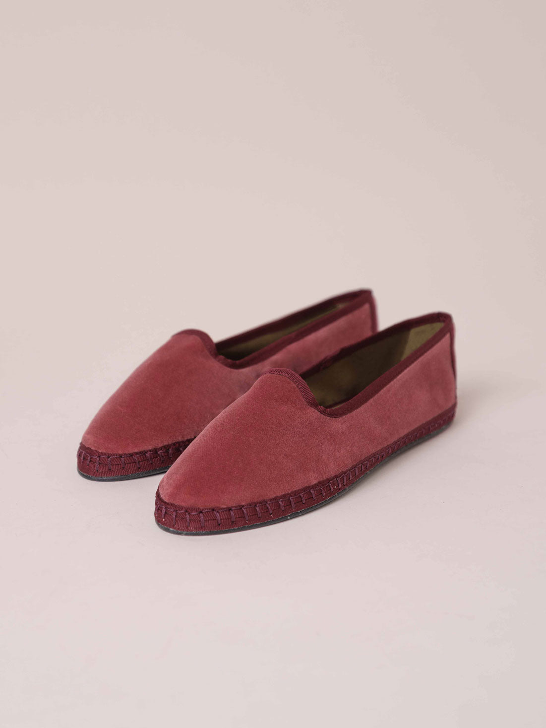 Venecianas-de-terciopelo-Svetis-Nikola-rosa-1