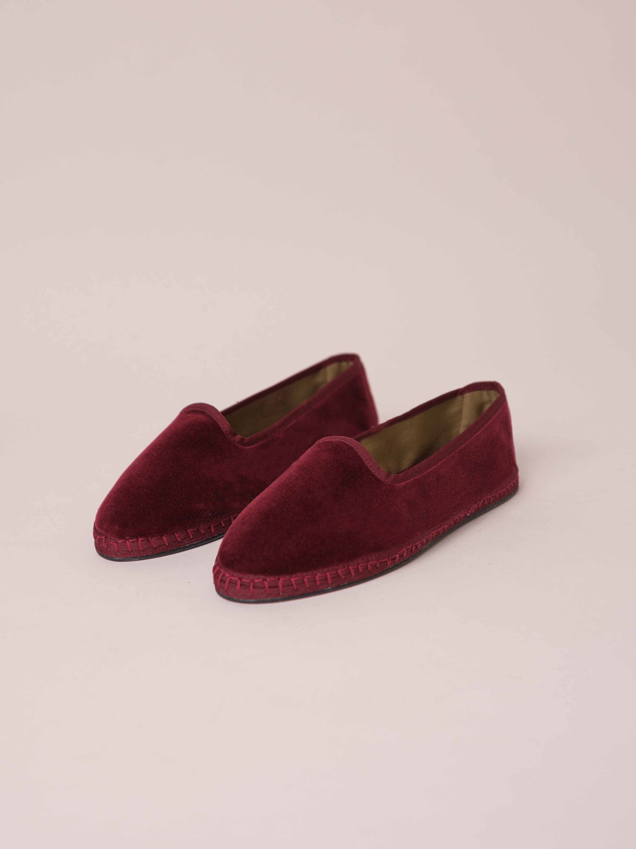 Venecianas-de-terciopelo-Svetis-Nikola-Garnet-1