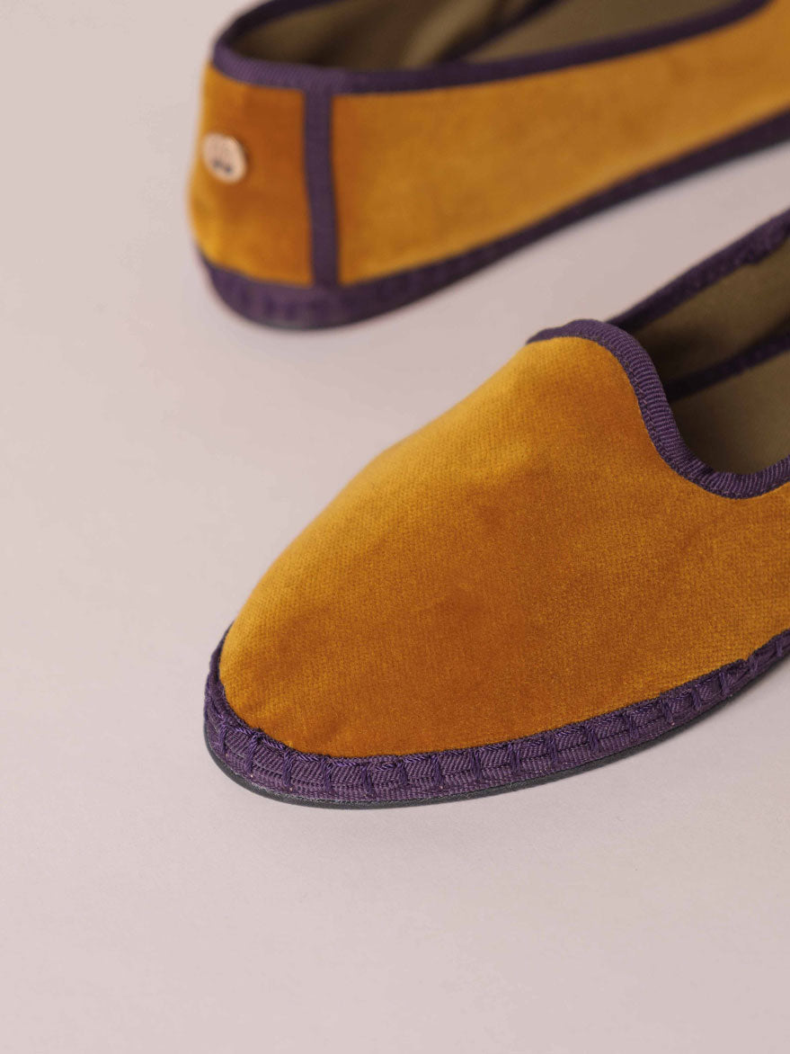 Venecianas-de-terciopelo-Svetis-Nikola-Oro-2