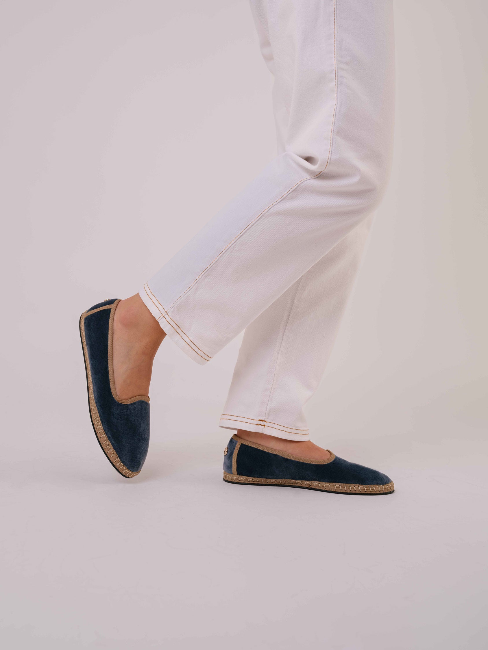 Venecianas-de-terciopelo-Svetis-Nikola-Zafiro-3