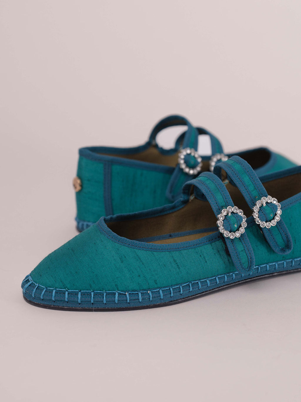 Bailarinas-de-raso-Svetis-Double-Lace-Sun