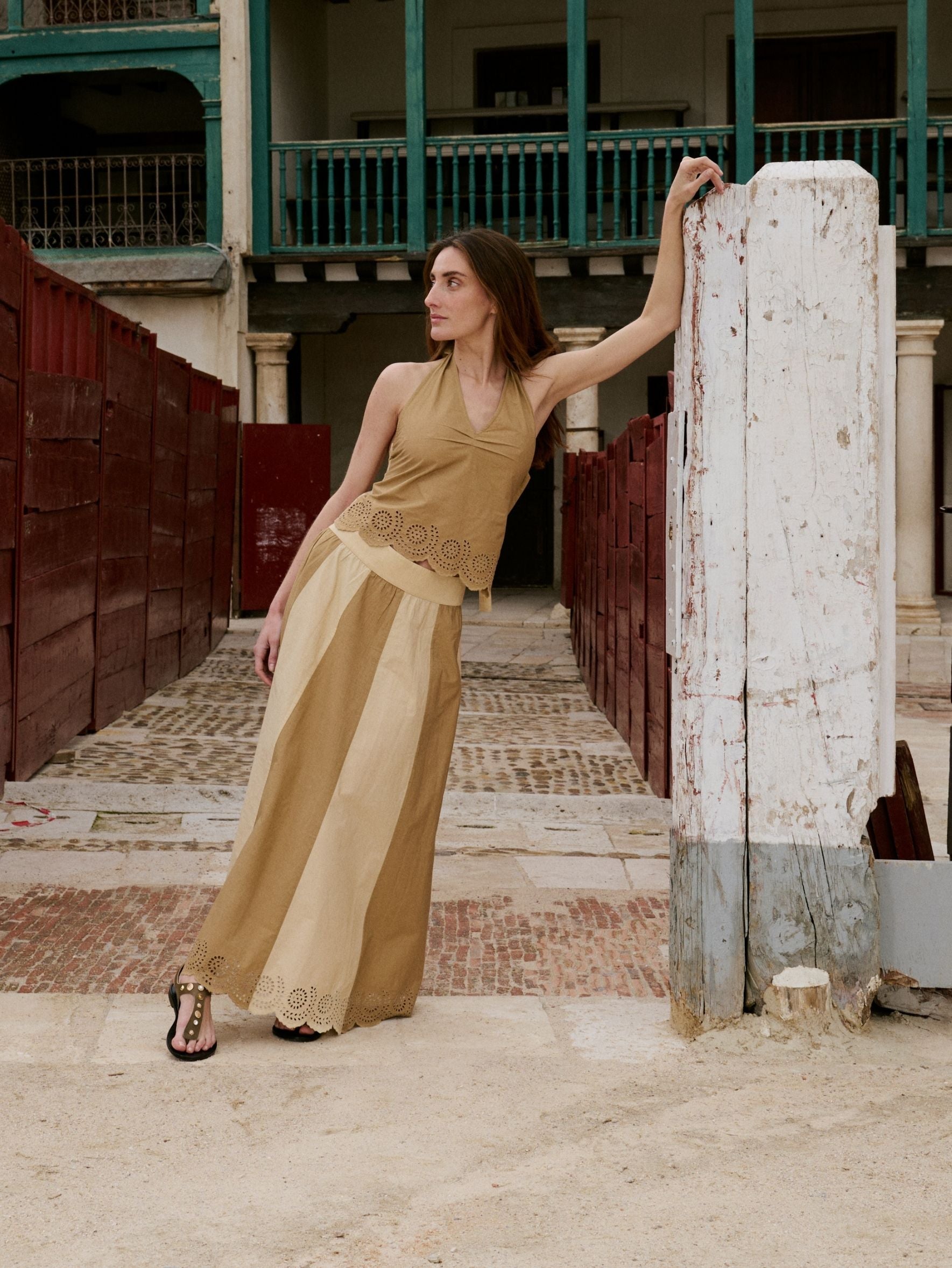 Falda Caroline Beige