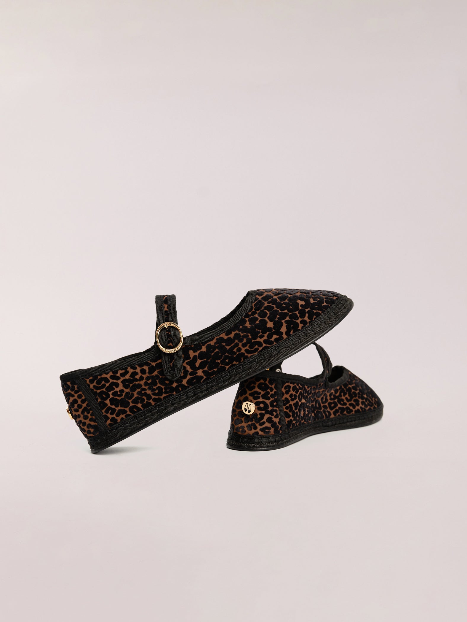 Svetis Mary Jane Leopard