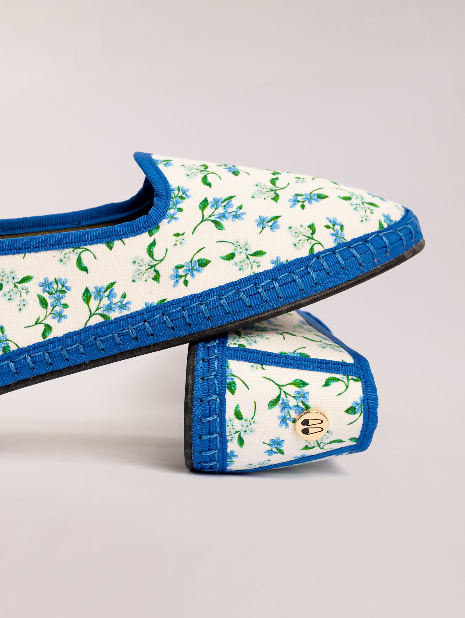 Nikola Dewberry Floral