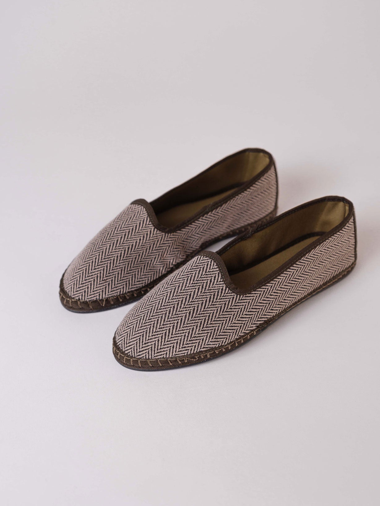 Slipper-de-Espiga-Svetis-Aspen-Grey-2